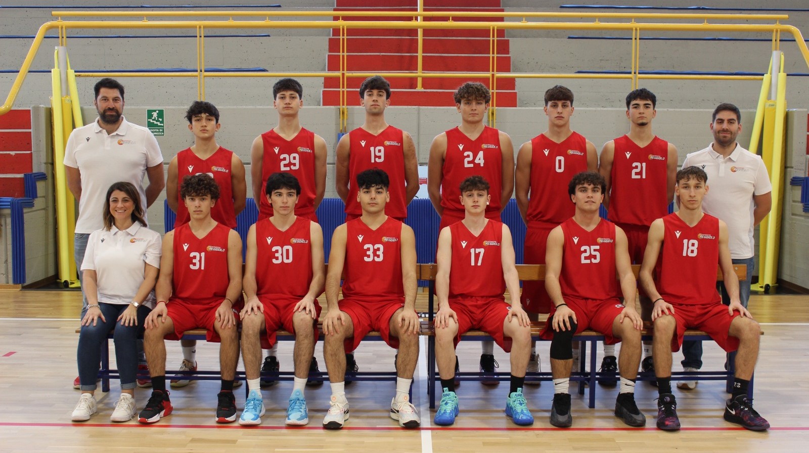 U19